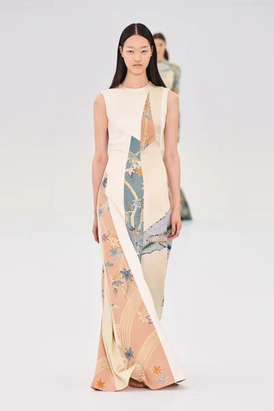 Look 11